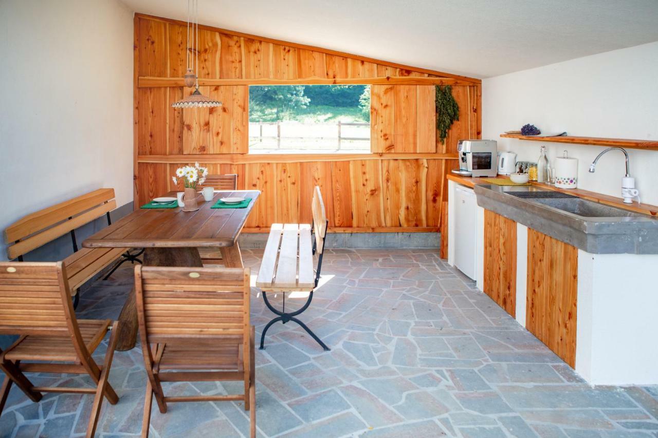 Farm Volk Villa Suhorje Ngoại thất bức ảnh